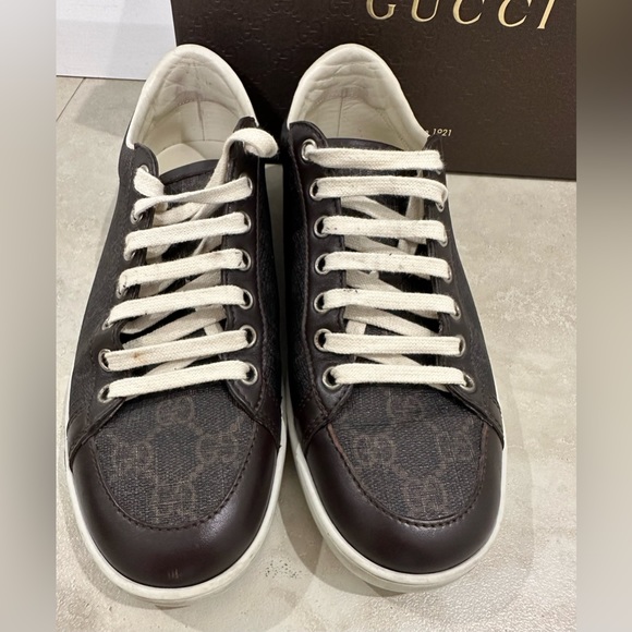 Gucci Chocolate Brown Guccissima Coated Canvas and Leather Low Top Sneakers, 38 - Picture 8 of 13